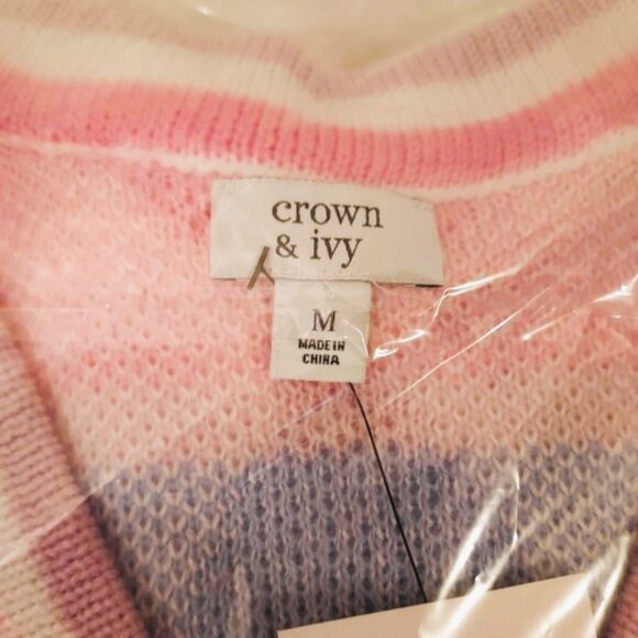 Crown & Ivy Ivory Multi Hearts Aplenty Cropped Gold Button Cardigan Size M NWT - Picture 3 of 5